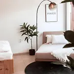 Apartment Gluecksmoment Mit Balkon In Graz